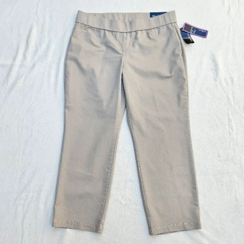 Kim Rogers Beige Pull On Pants Size 14P